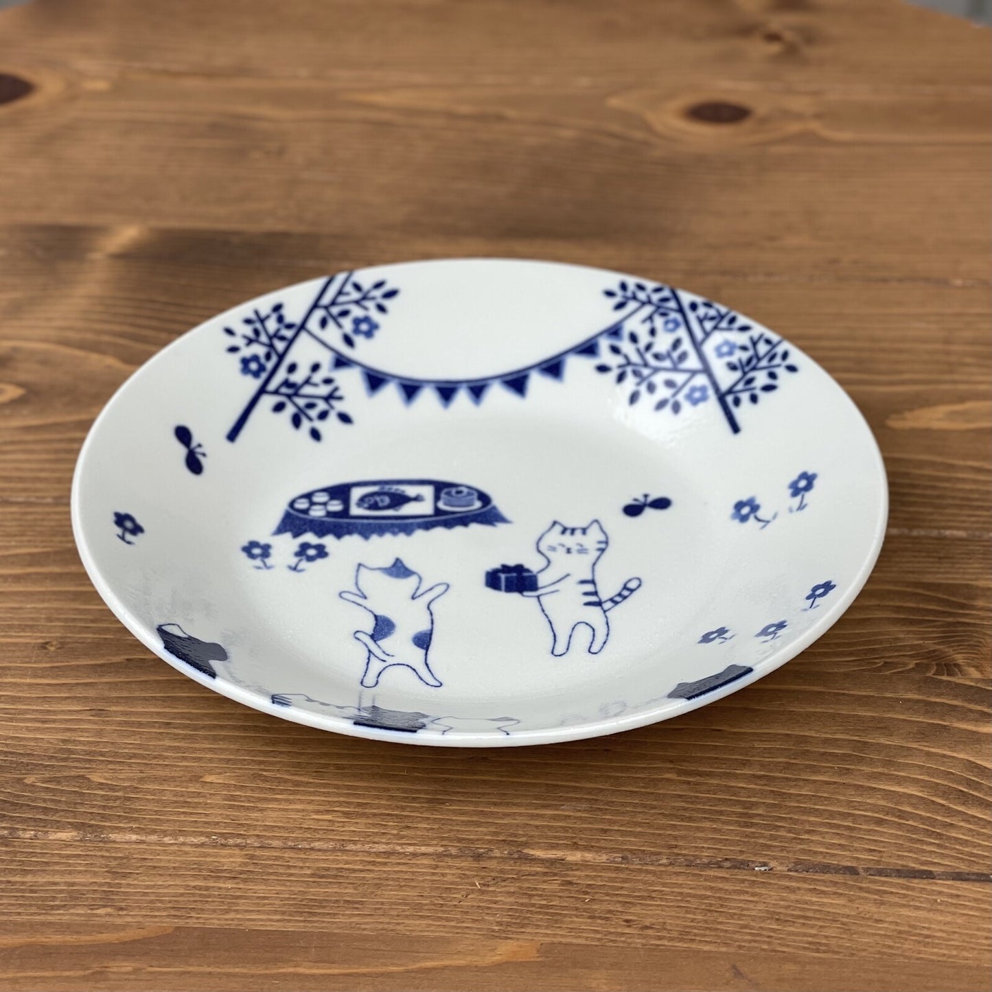 Picnic Kitties Plate