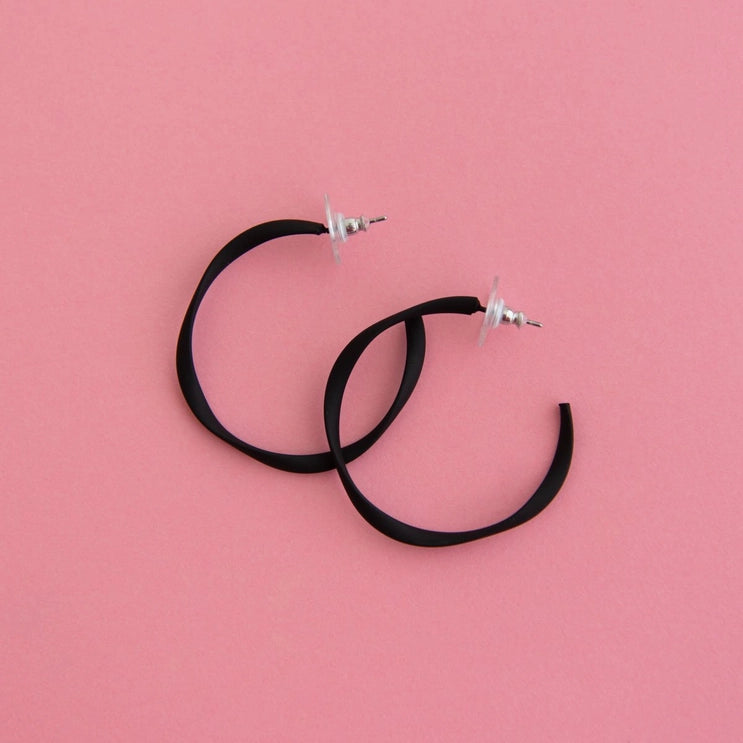 Twisted Hoop Earring Midi Black