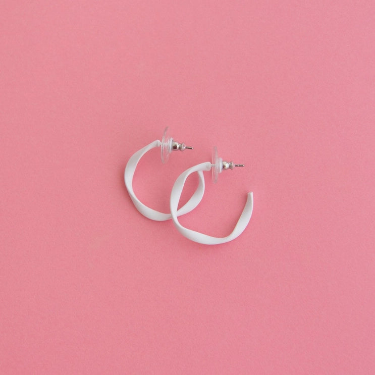 Twisted Hoop Earring Mini White