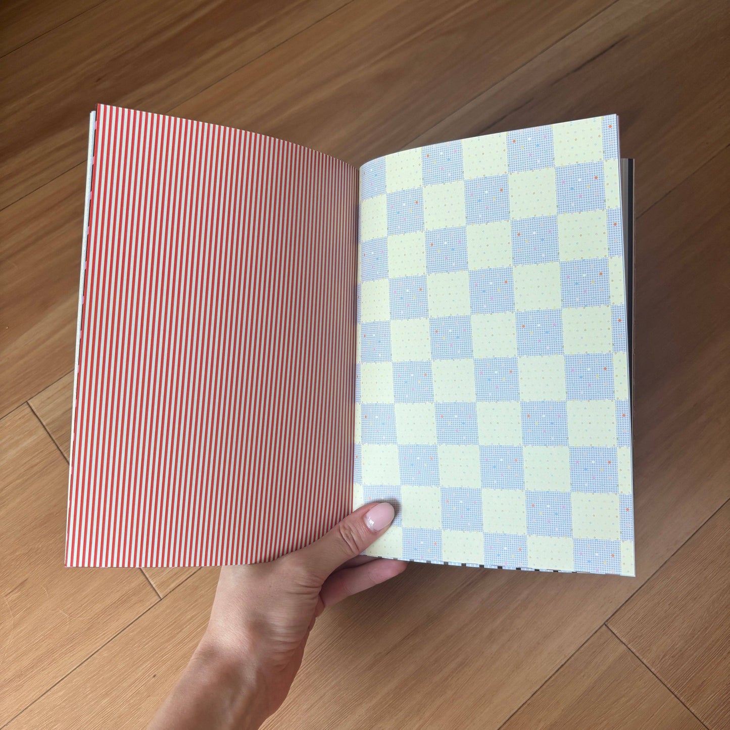 Scrapbook Paper Book - Volume 7