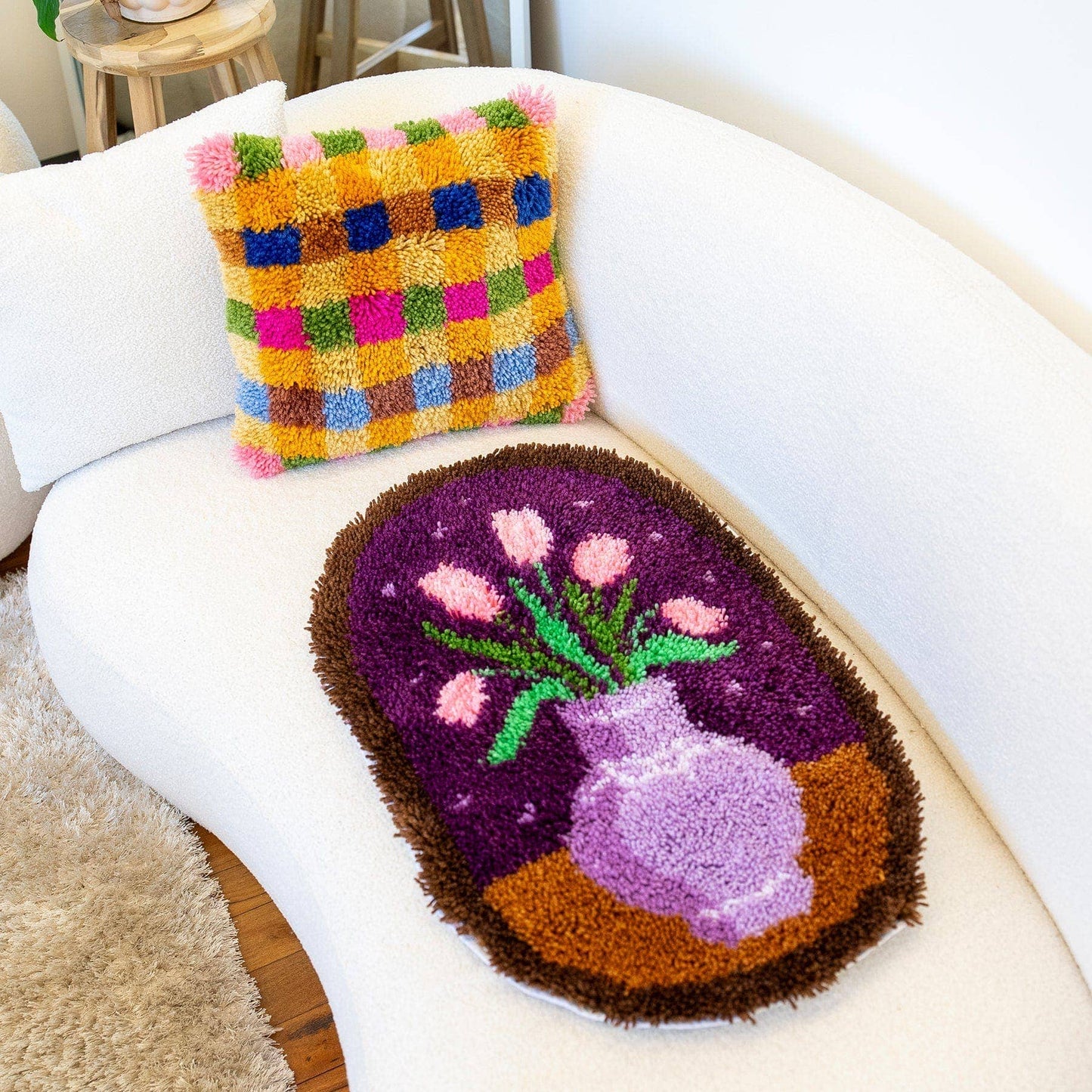 TULIPS FLOWER VASE - XL Rug Making Kit