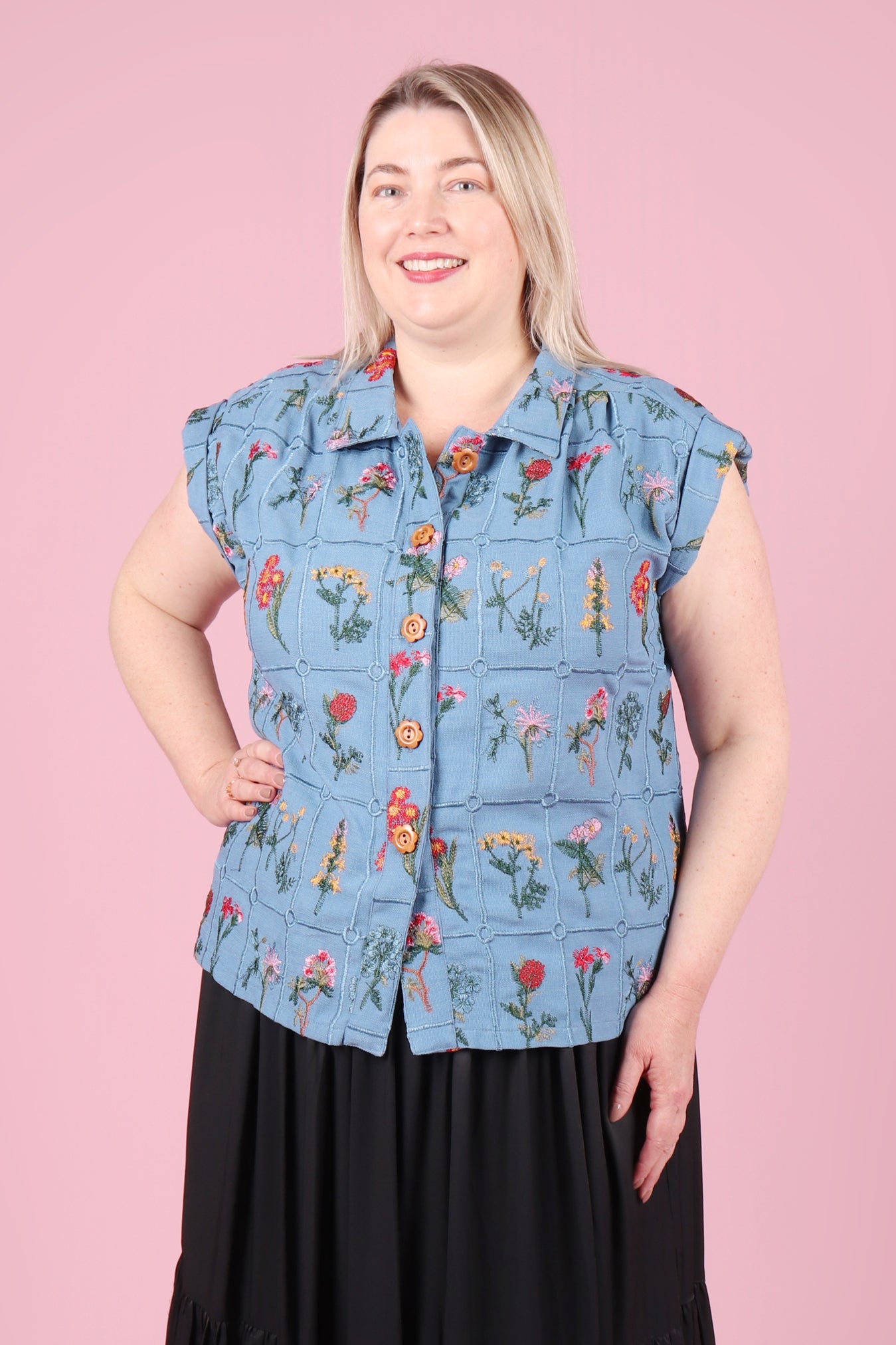 Trixie Shirt Embroidered Botany Ocean Blue