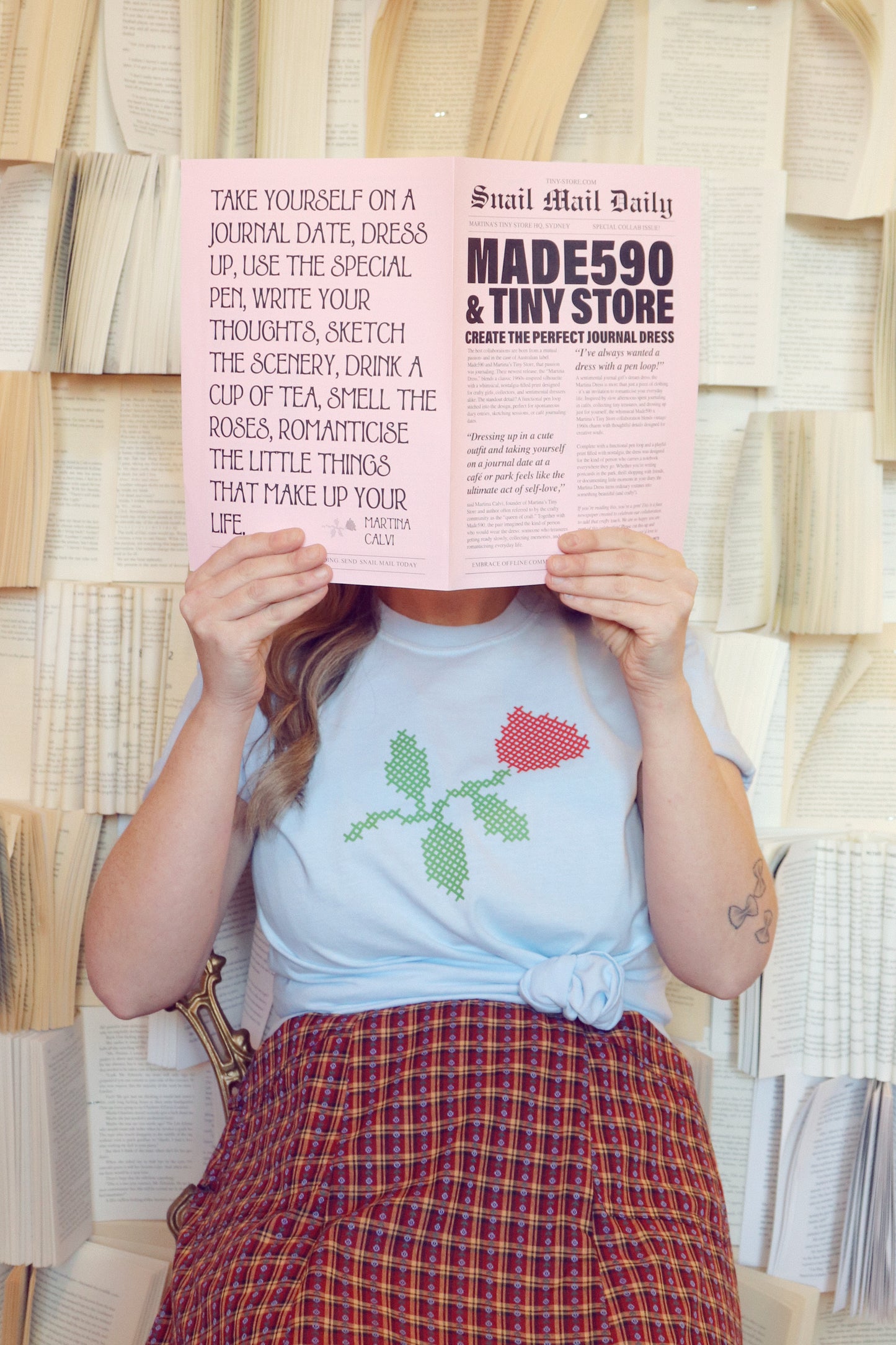Martina's Roses Tee Baby Blue
