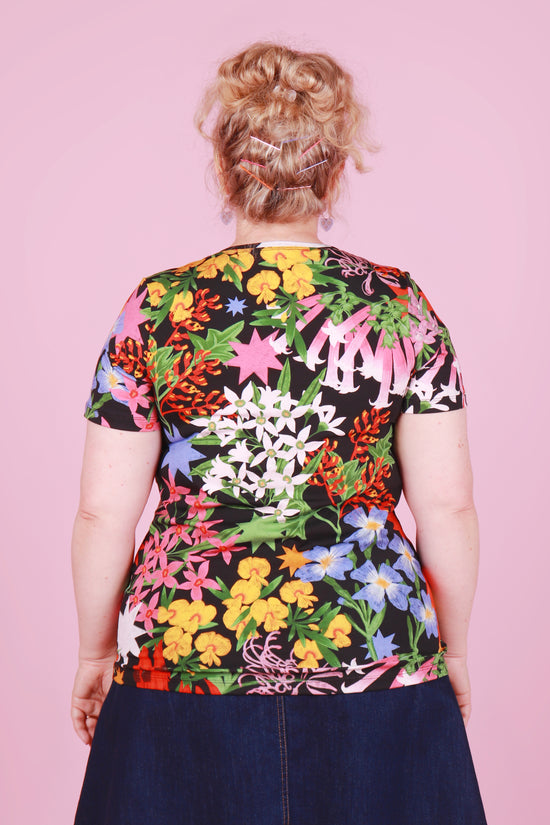 Everyday Tee Festive Floral