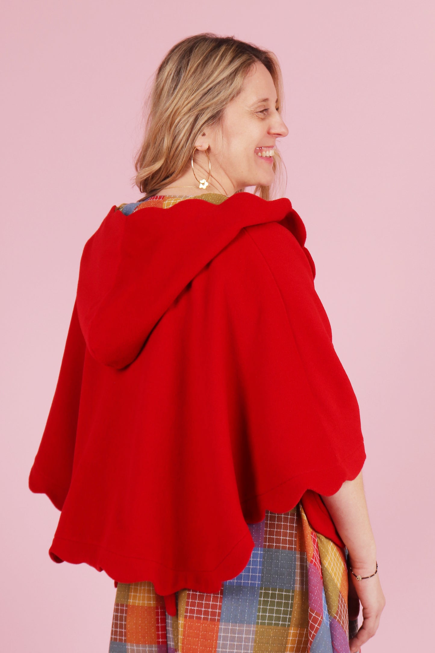 Chelsea Cape Raspberry Hopscotch Plaid