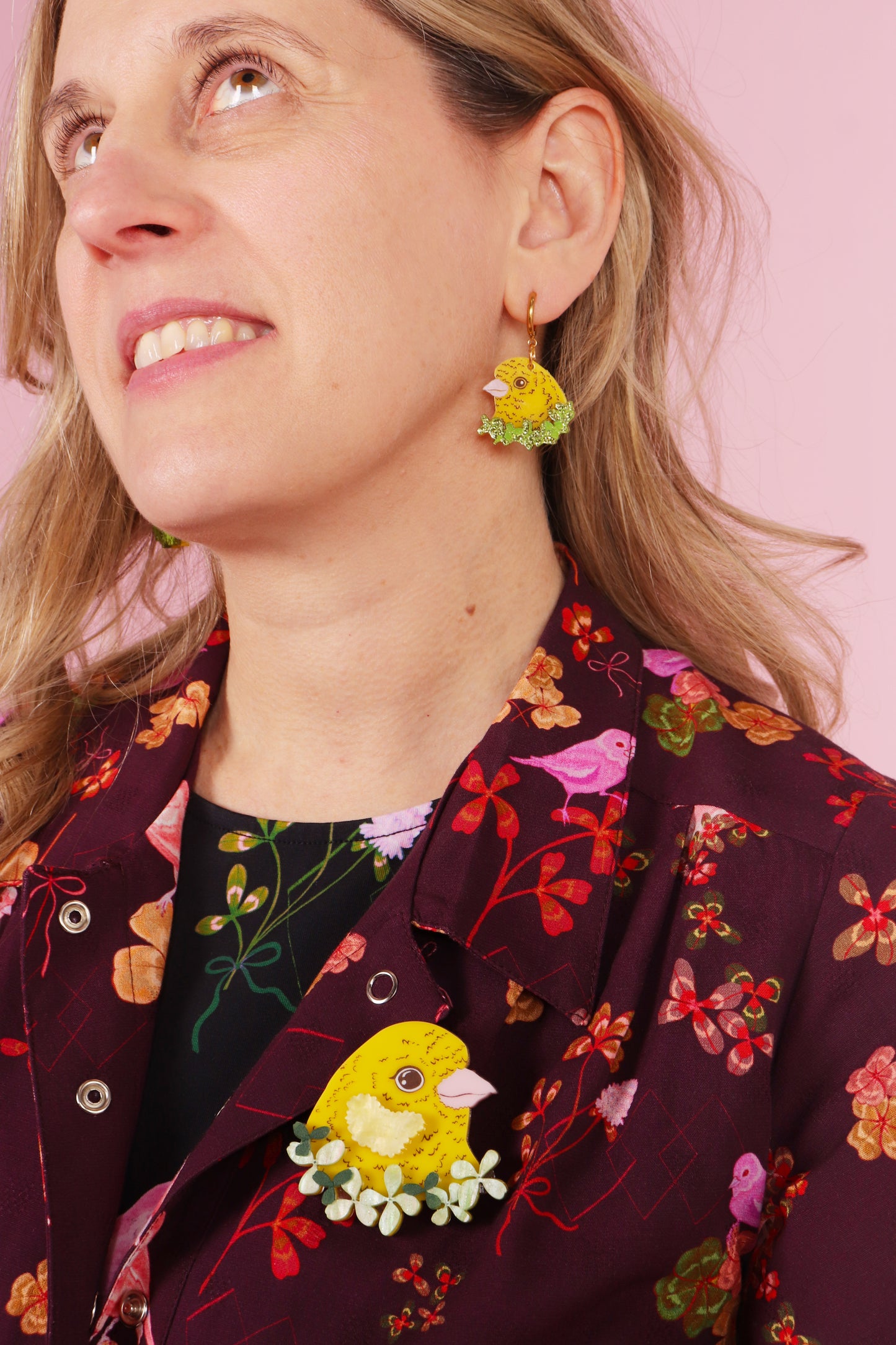 Canary Wreath Brooch Yellow