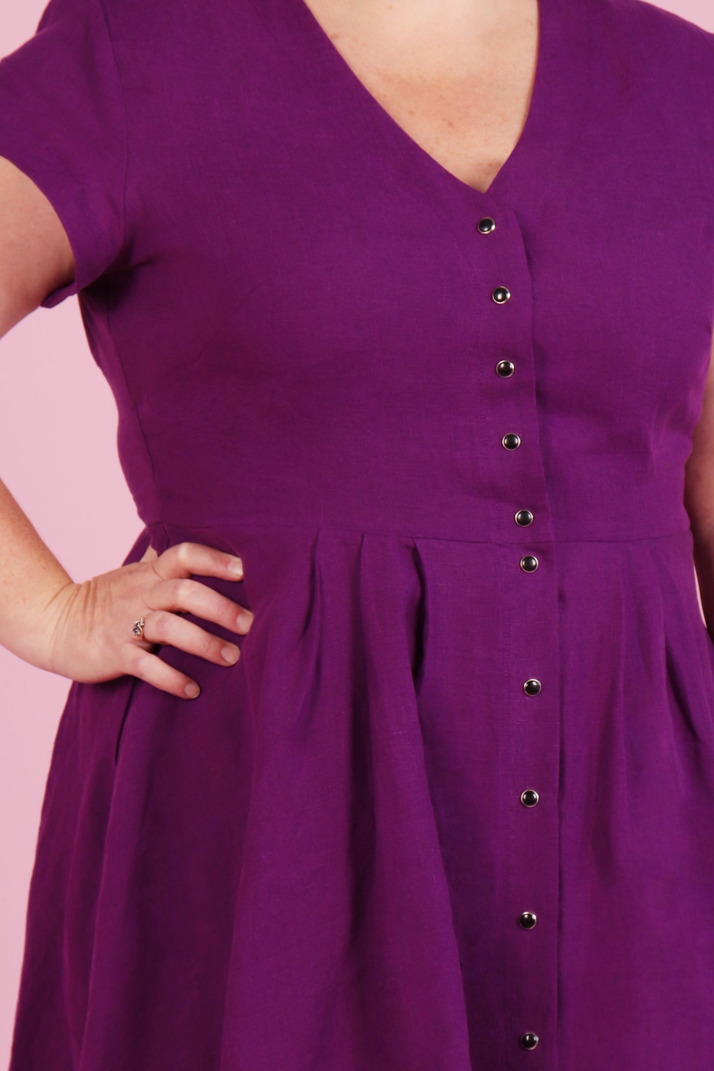 Saski Dress Blackberry Linen