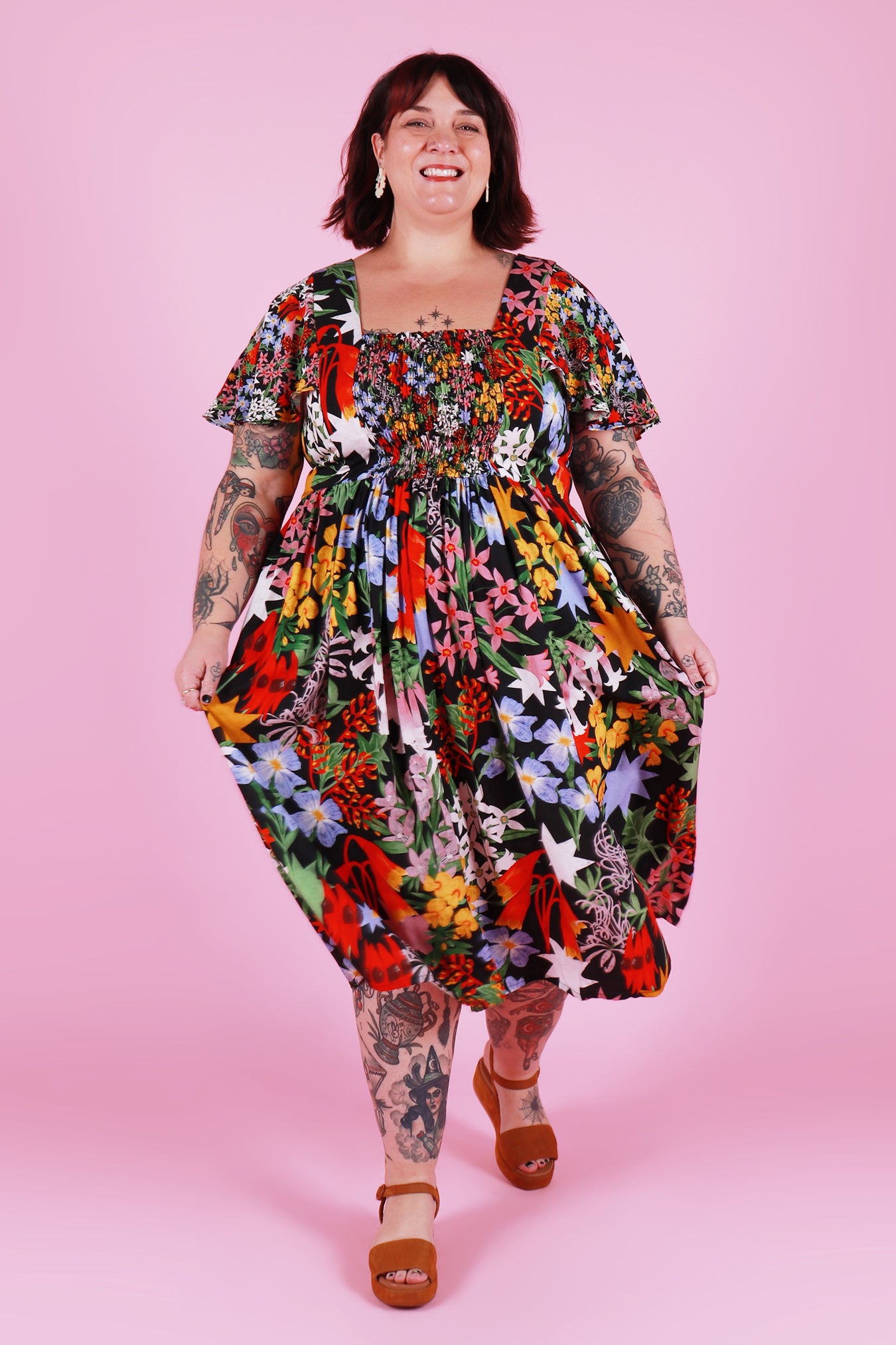 Load image into Gallery viewer, Vera Dress Midi Festive Floral
