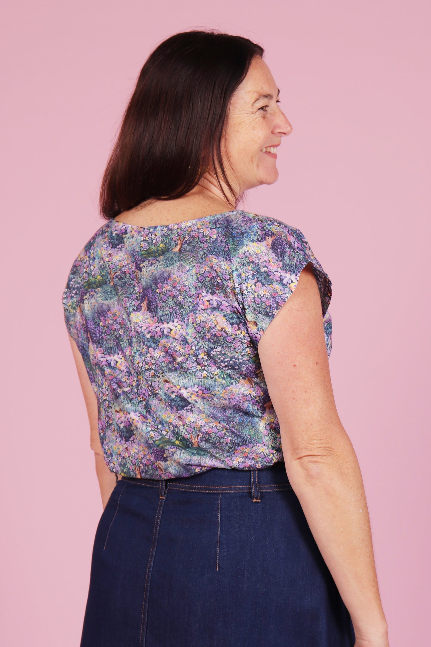 Lulu Top Who's Hiding in the Meadow