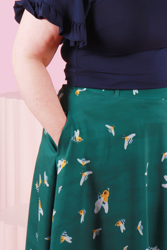 Rizzo Skirt Midi Native Bees