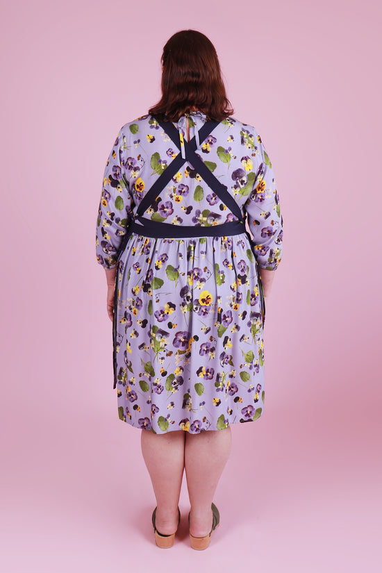 Sandy's Pansy Apron