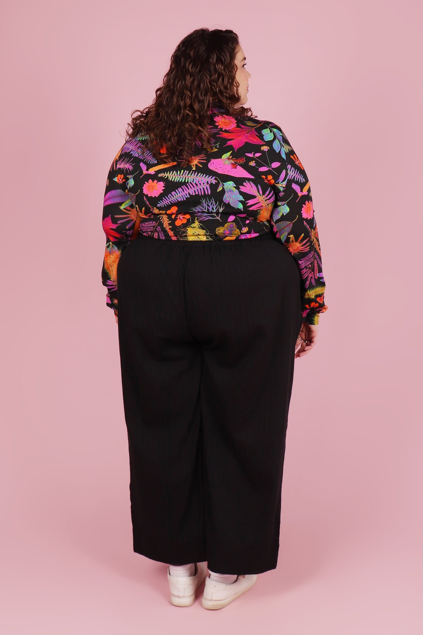 Paloma Pants Embossed Blackout