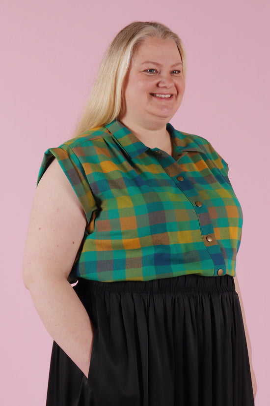 Trixie Shirt Nikon Plaid
