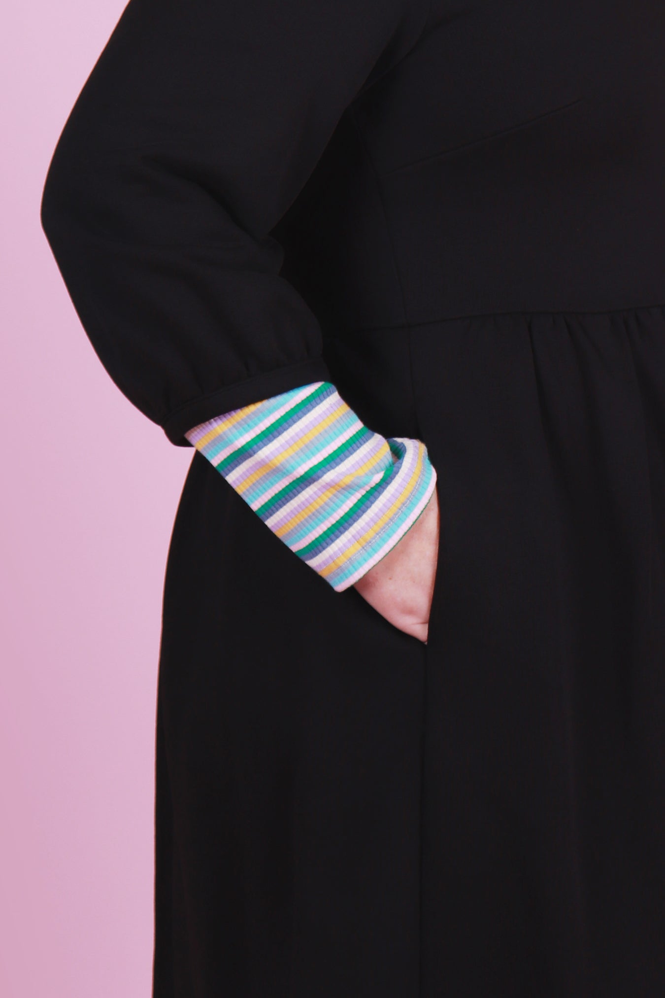 Cosy Edie Dress Black Widow
