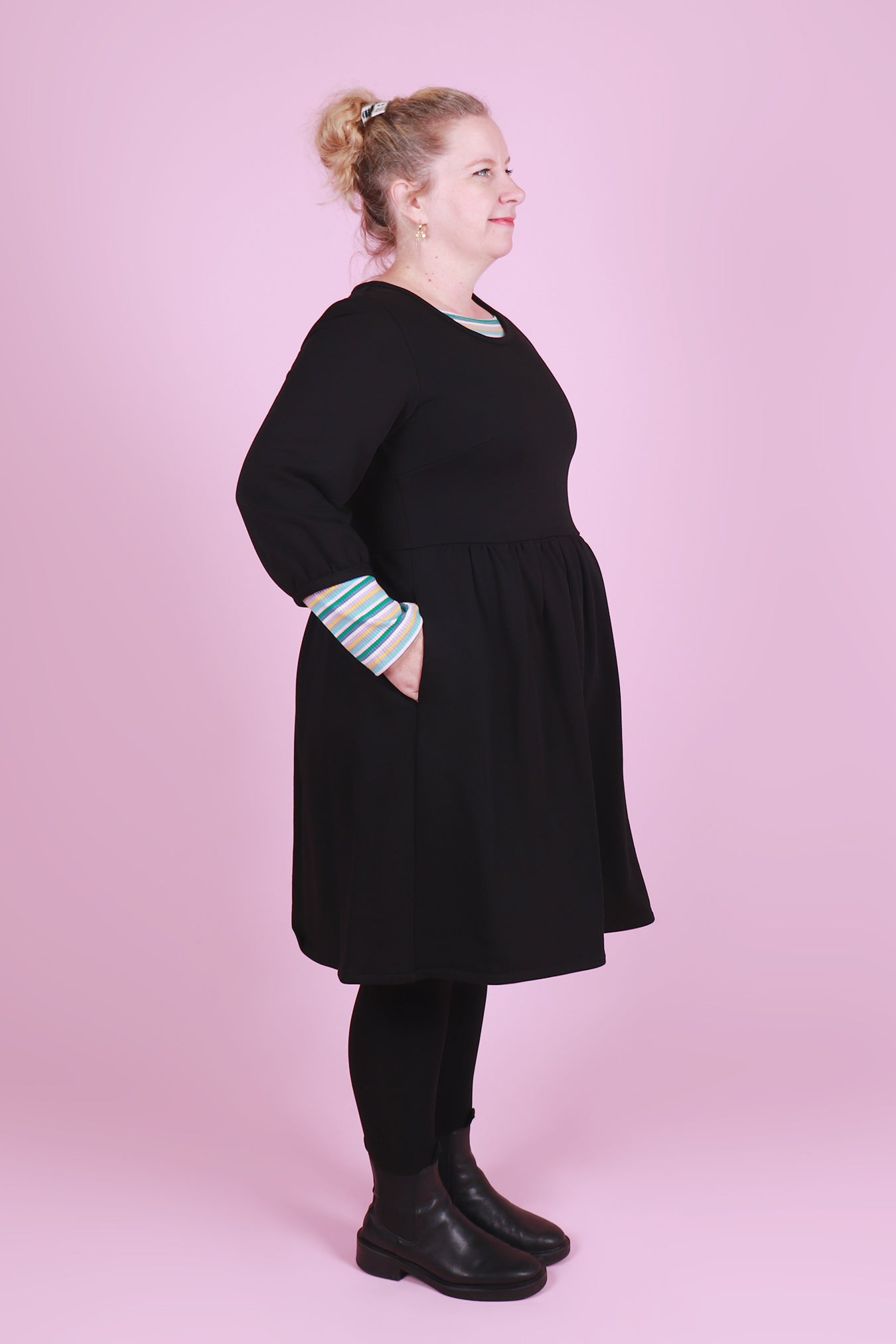 Cosy Edie Dress Black Widow