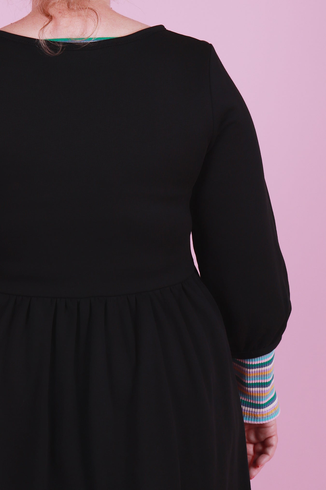Cosy Edie Dress Black Widow