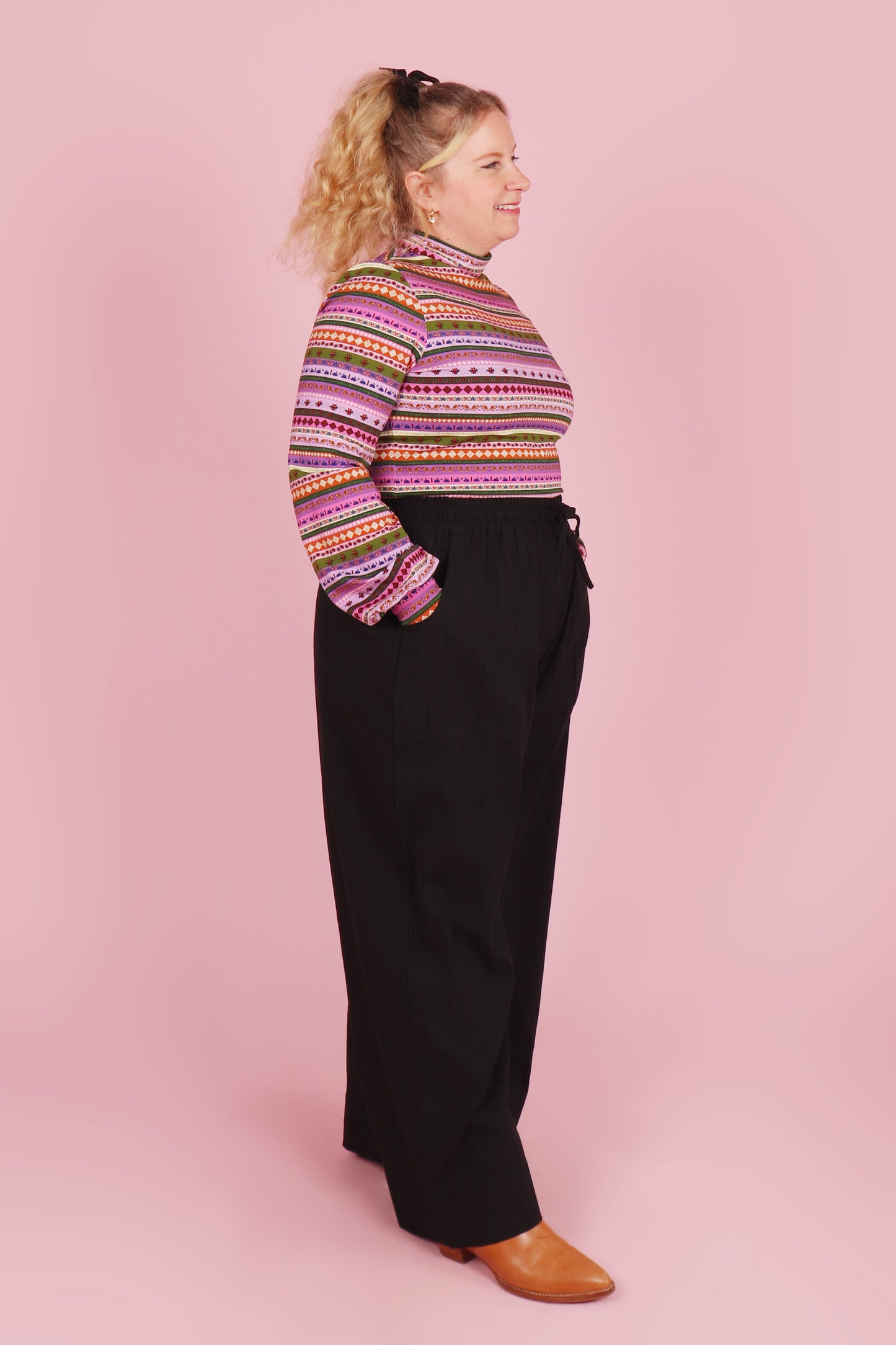 Paloma Pants Embossed Blackout