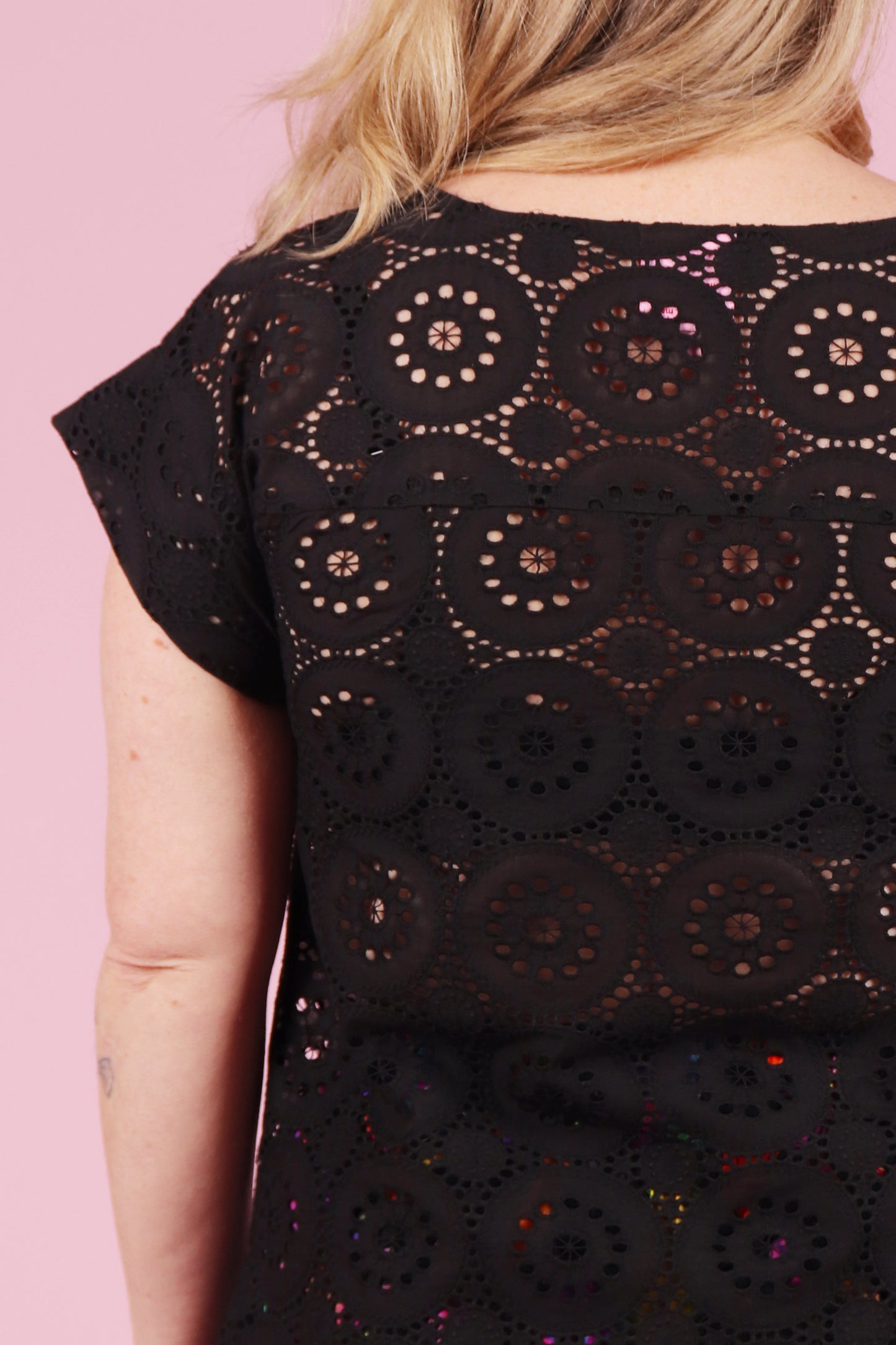 Libby Top Eyelet Black