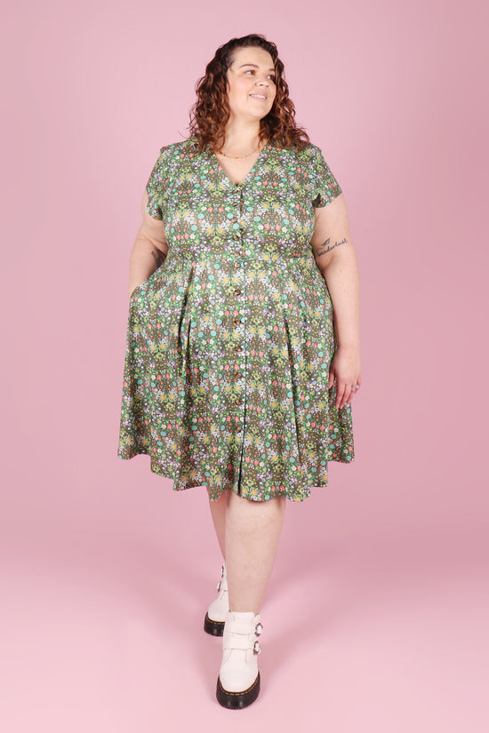 Saski Dress Kawaii Meets Morris