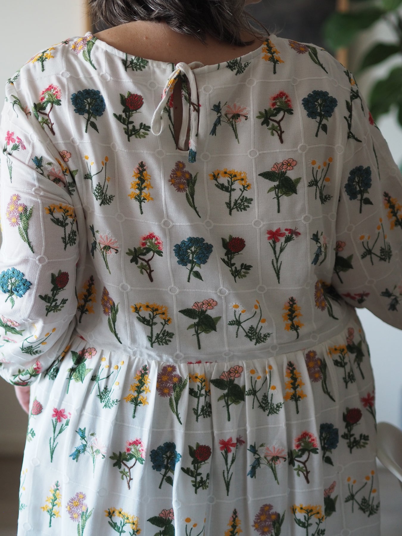 Edie Dress Embroidered Botany