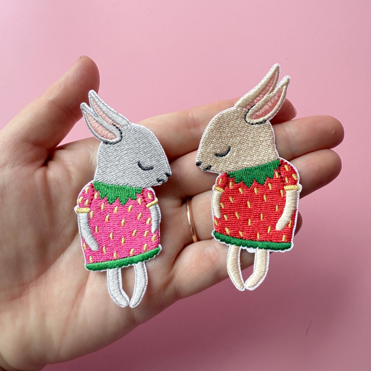SBR Patch Strawberry Bunny Red Cream