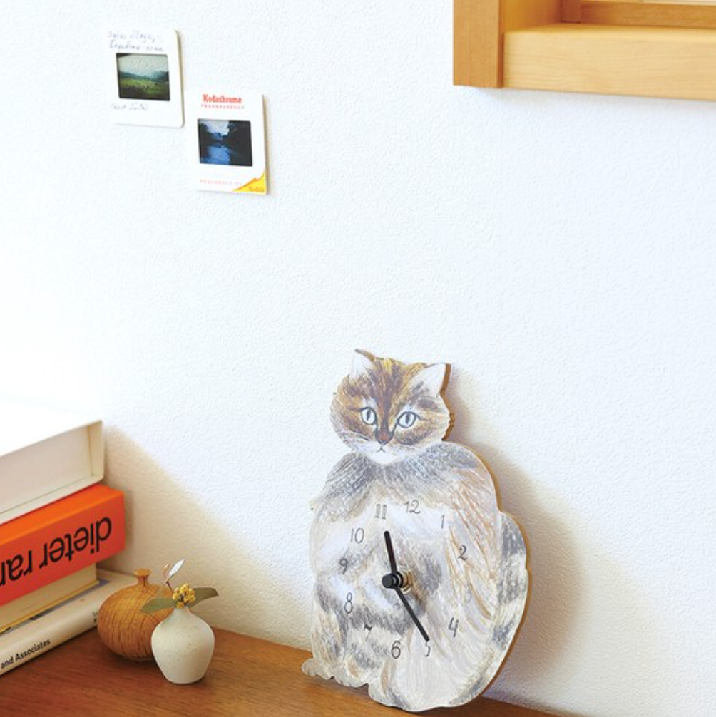 Matsuo Miyuki Diecut Wall Clock Bushy Cat