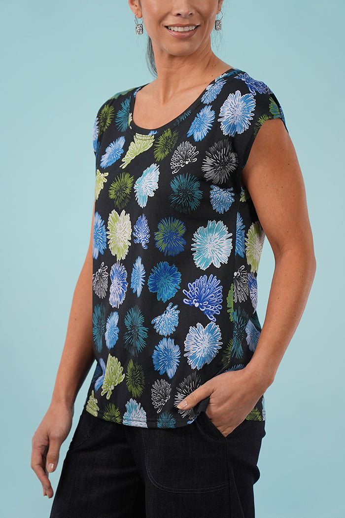 Bobby Top - Summer Flowers in Black