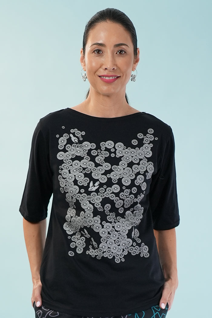 Dee Pl Tee - Mikko Metallic Silver on Black