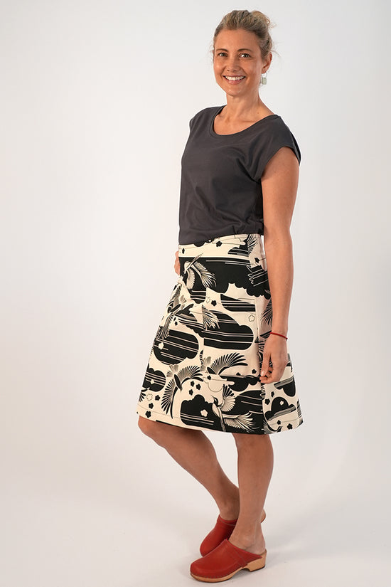 Heidi Skirt Birdy Black Short