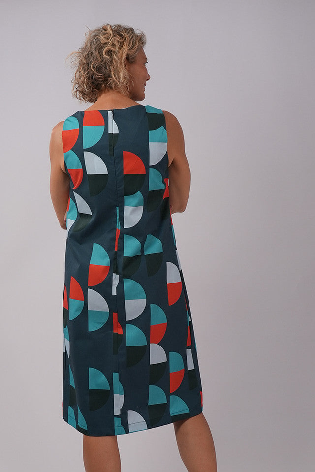 Load image into Gallery viewer, Susie Dress Large Semi Blue
