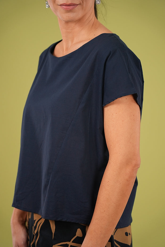 Thea Top - Plain Navy
