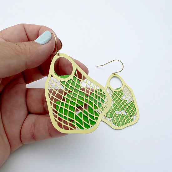 String Bag Earrings in Custard with Limes