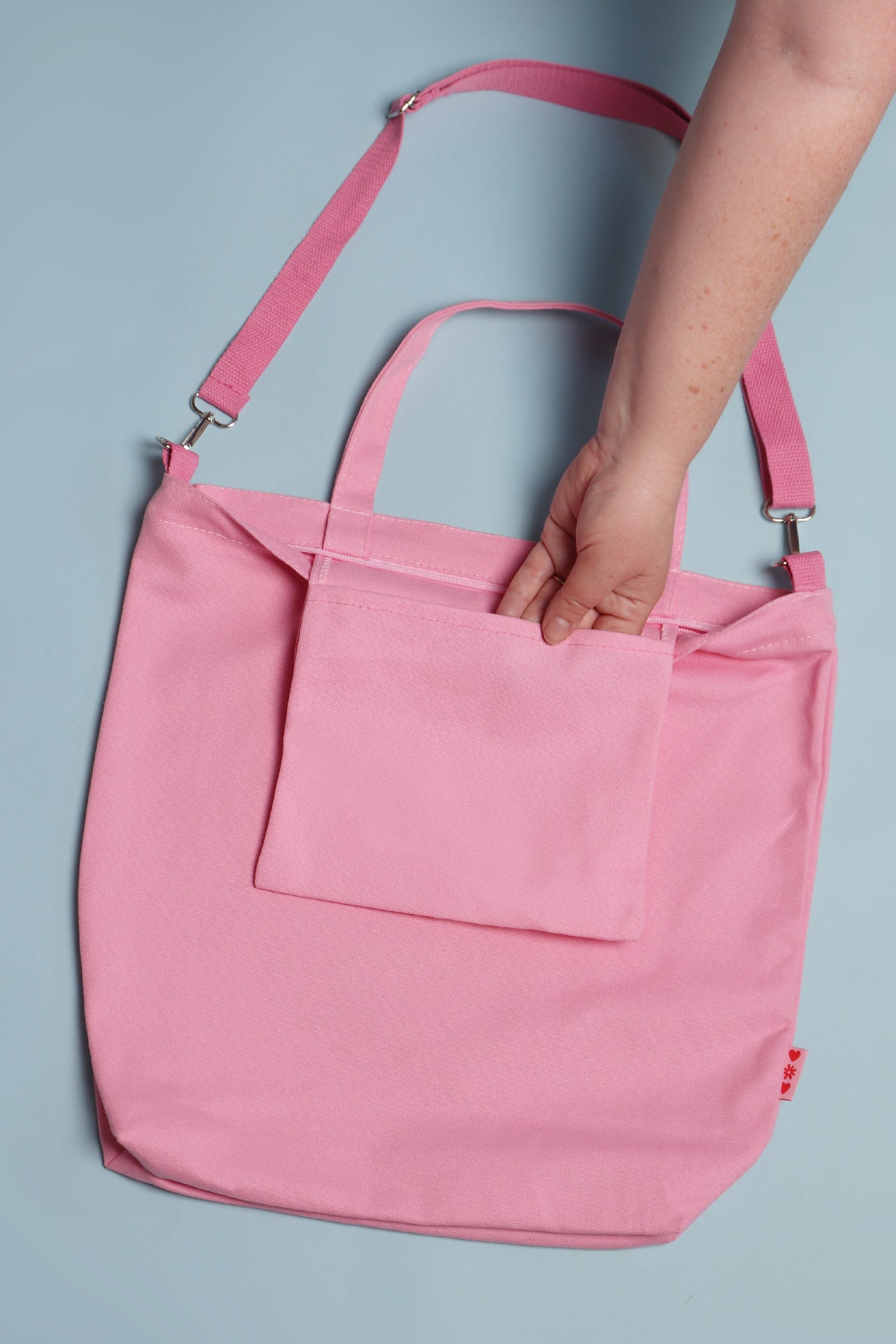 Pass the Pasta Tote Pink