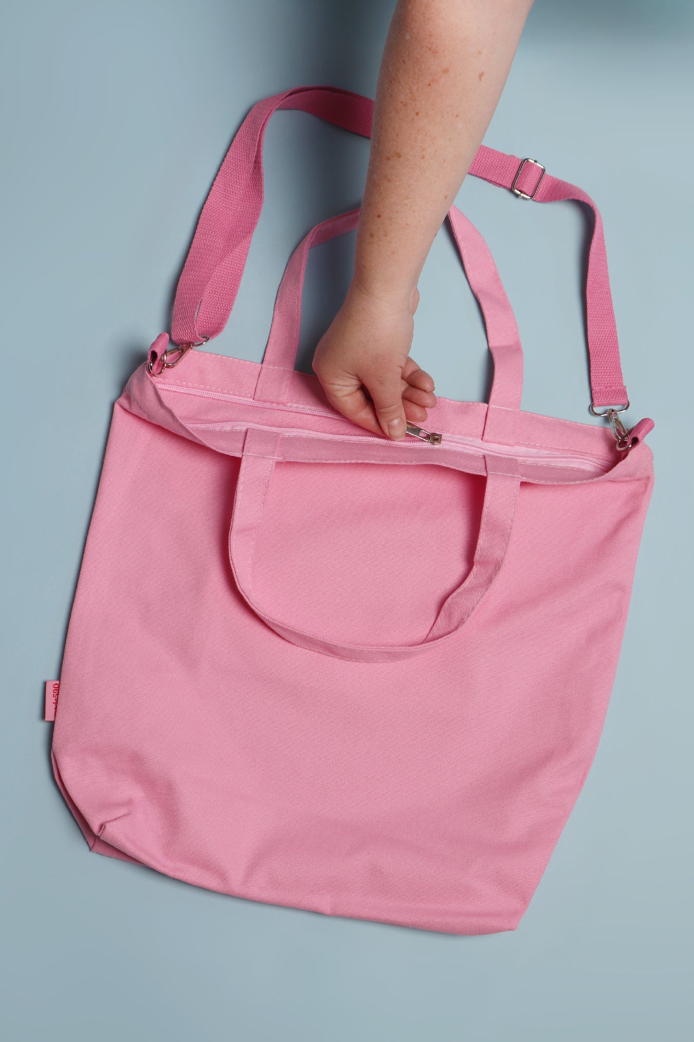Pass the Pasta Tote Pink
