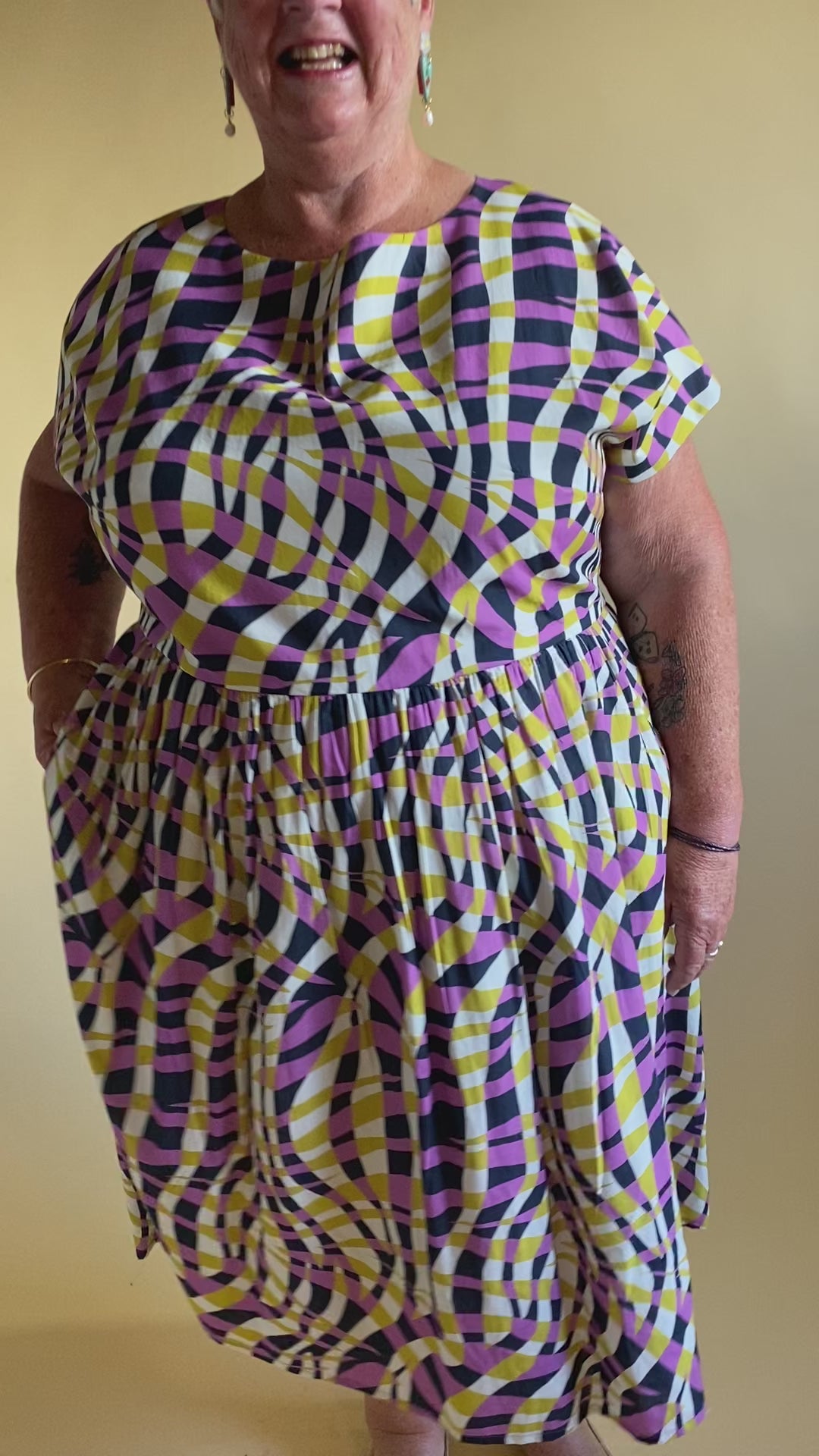 Load and play video in Gallery viewer, Edie Dress Squiggle Me
