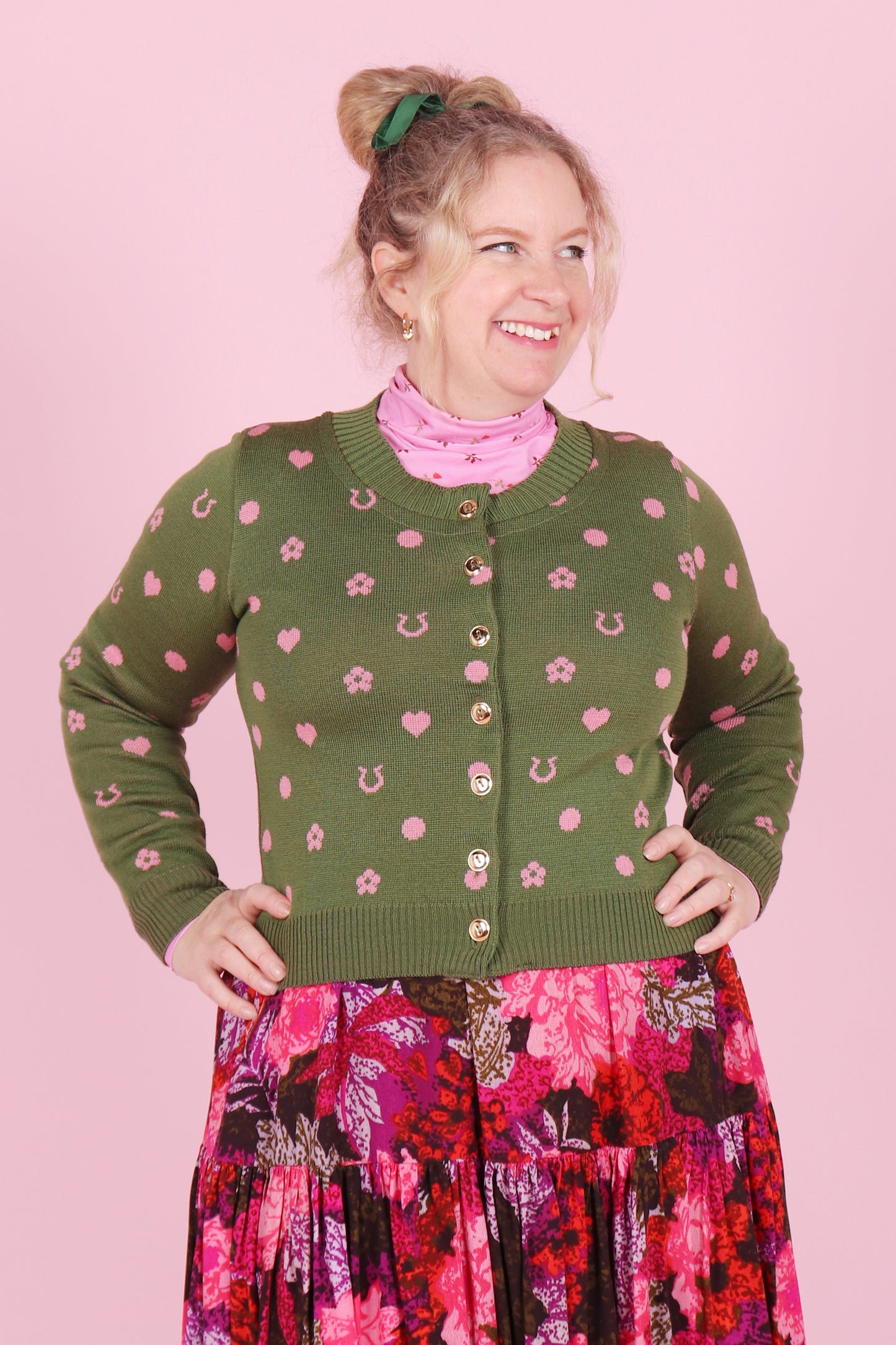 Load and play video in Gallery viewer, Primrose Cardie Lucky Spot Pickle
