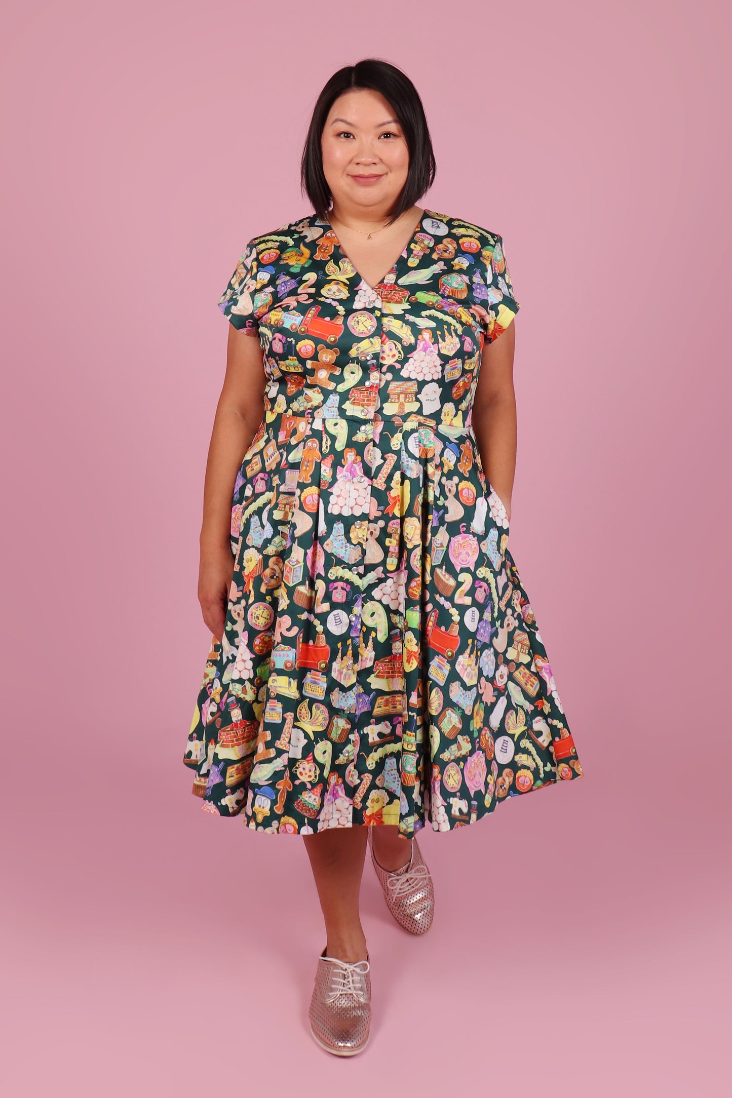 Load and play video in Gallery viewer, Saski Dress Cookbook Cakes
