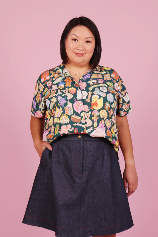 Load and play video in Gallery viewer, Emma Shirt Cookbook Cakes Retro Teal
