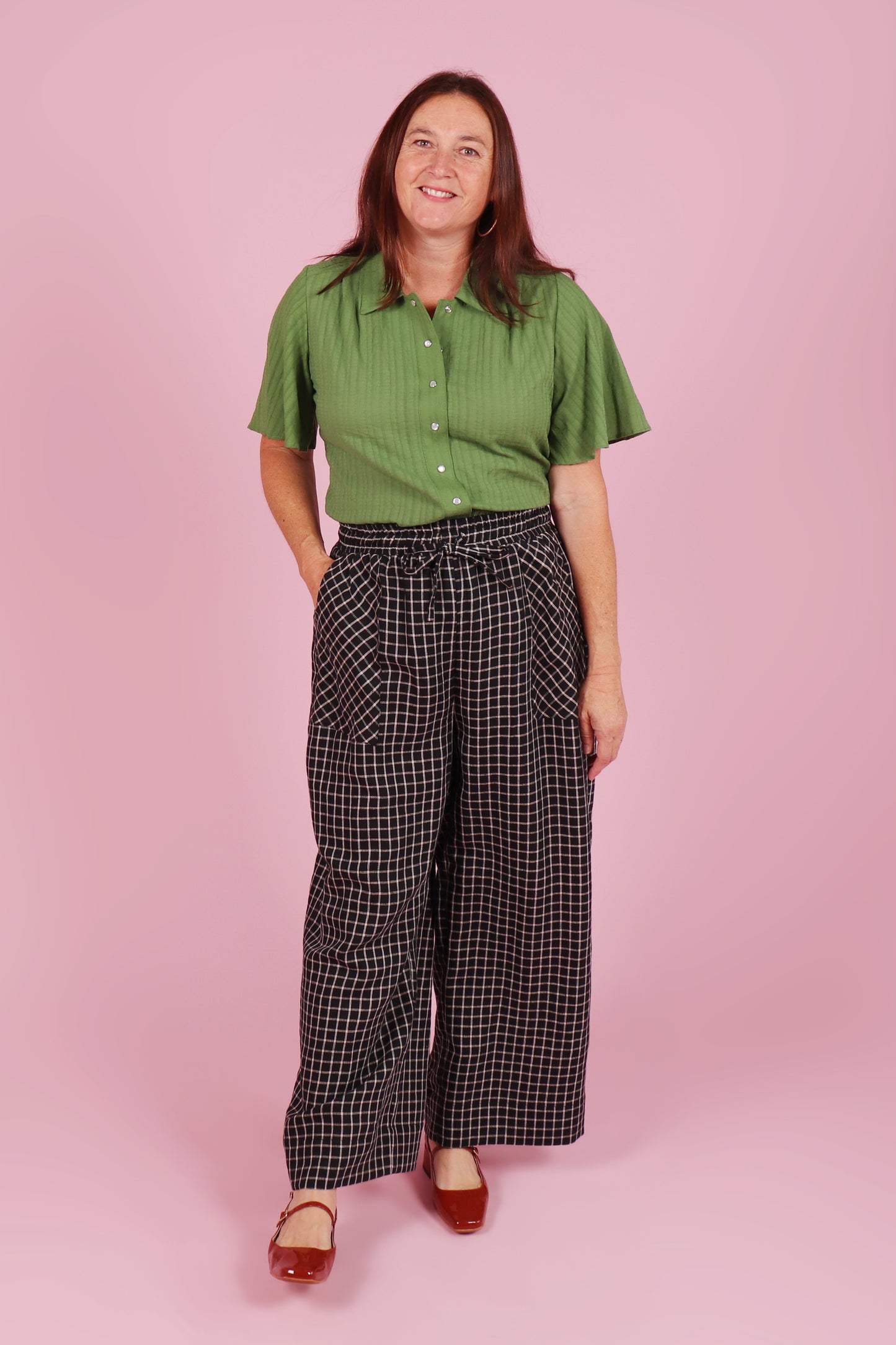 Load and play video in Gallery viewer, Paloma Pants Liquorice Mini Check

