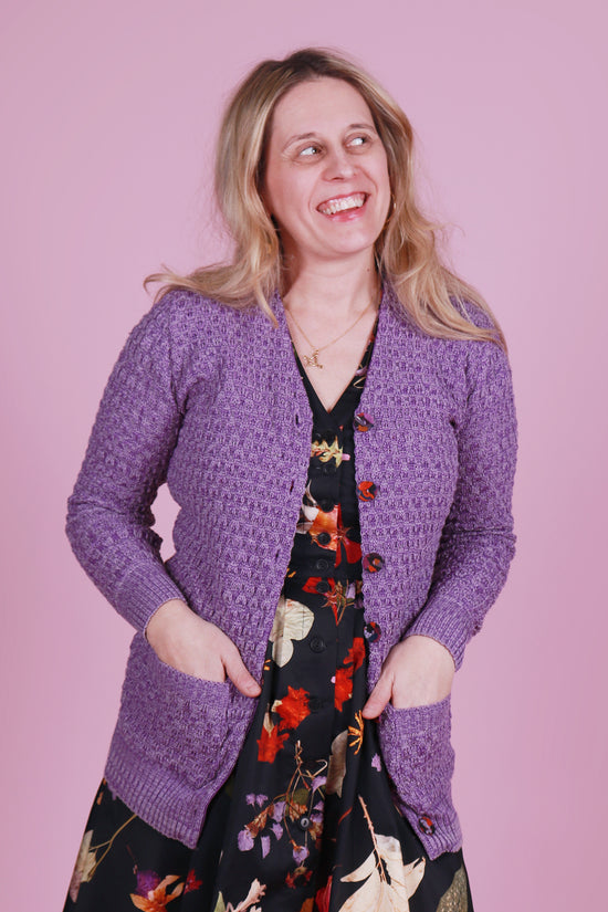 Load and play video in Gallery viewer, Cosy Clementine Cardie Marble Grape
