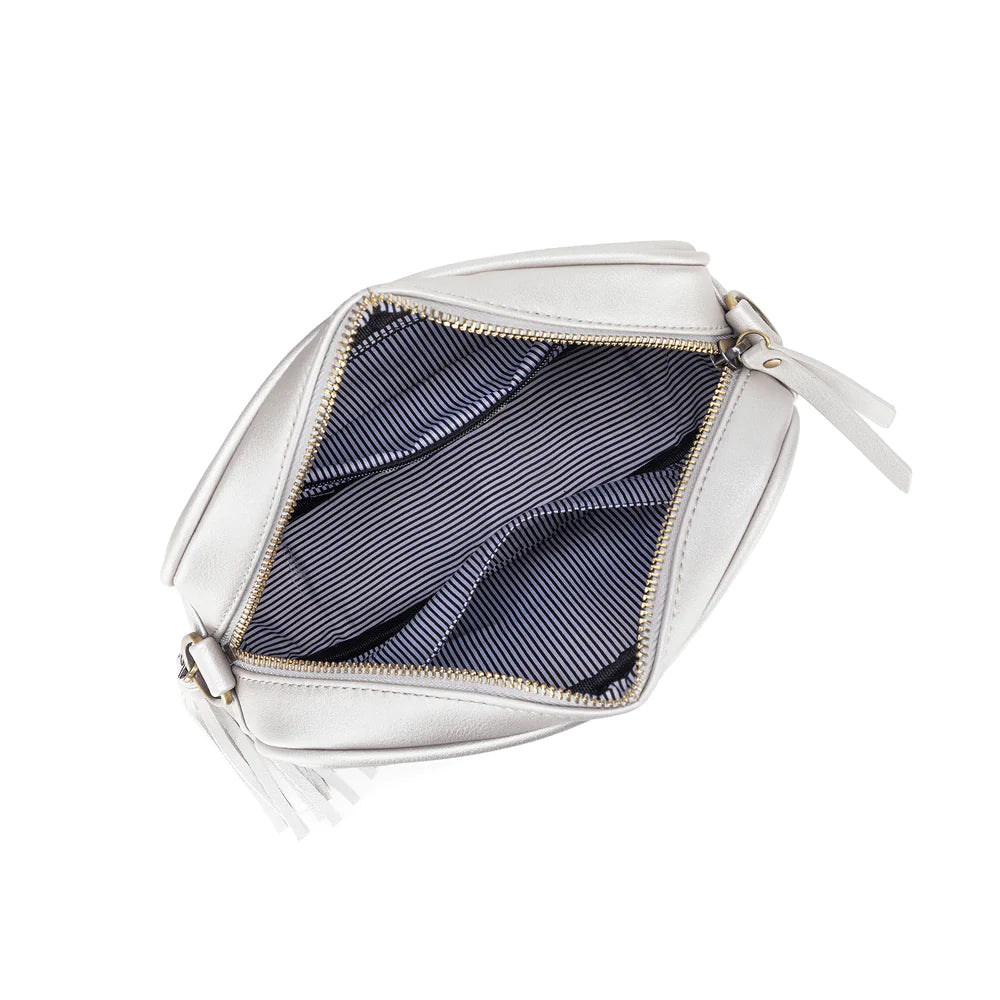 Load image into Gallery viewer, Raven Silver Crossbody Bag
