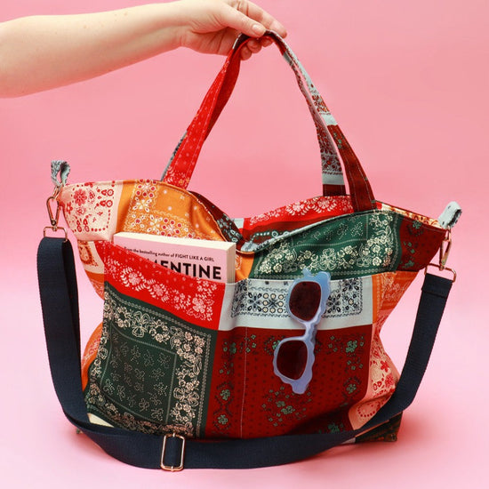 Load image into Gallery viewer, Bessie Beach Bag Bandana Palm Springs
