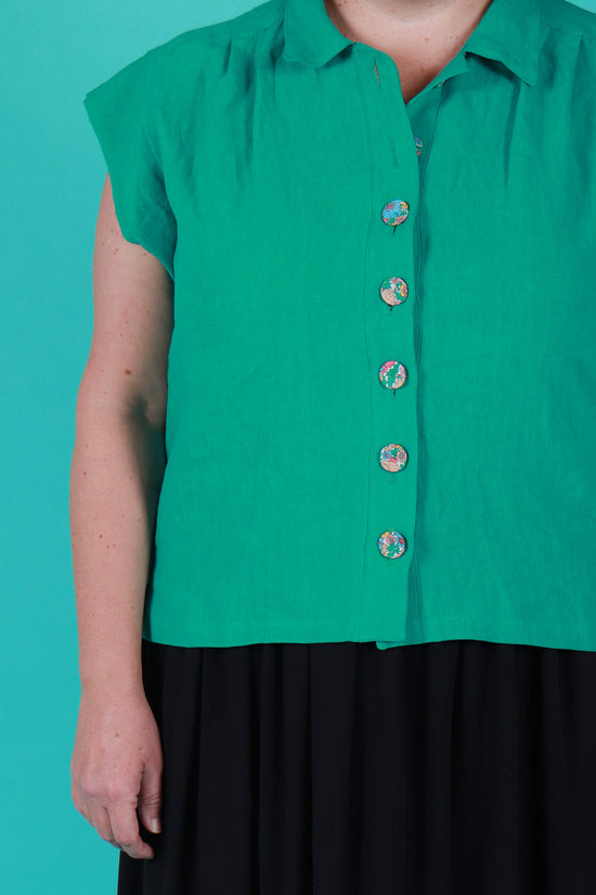Load image into Gallery viewer, Trixie Shirt Jade Linen
