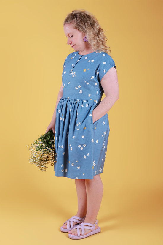 Edie Dress Snaps Daisy Dot