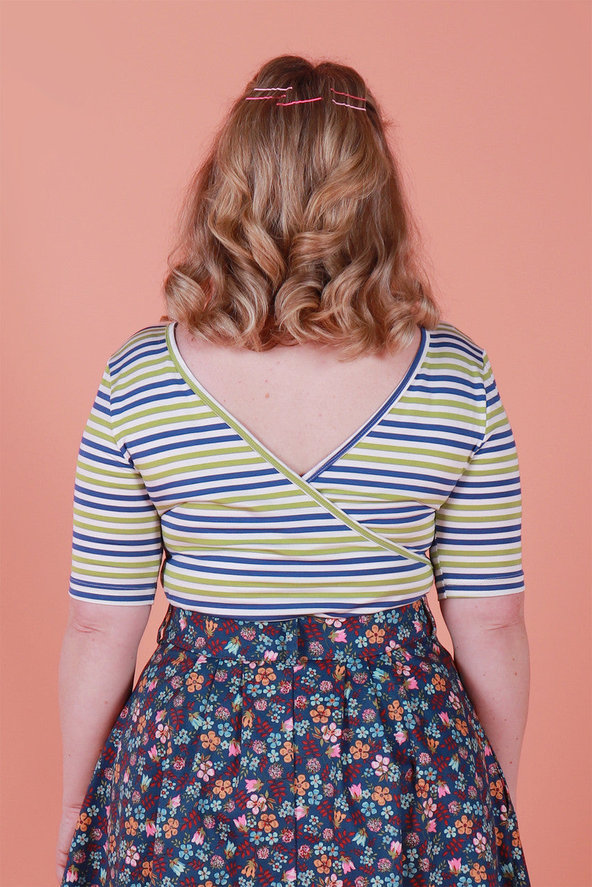 Load image into Gallery viewer, Winnie Reversible Top Balmoral Stripe

