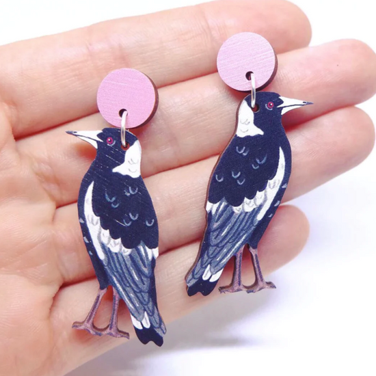 Load image into Gallery viewer, Magpie earrings.

