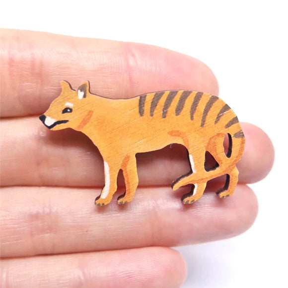 Load image into Gallery viewer, Thylacine Brooch
